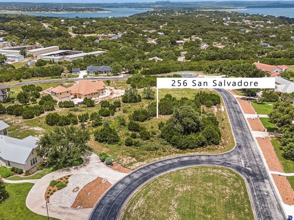 256 San Salvadore, Canyon Lake, TX 78133