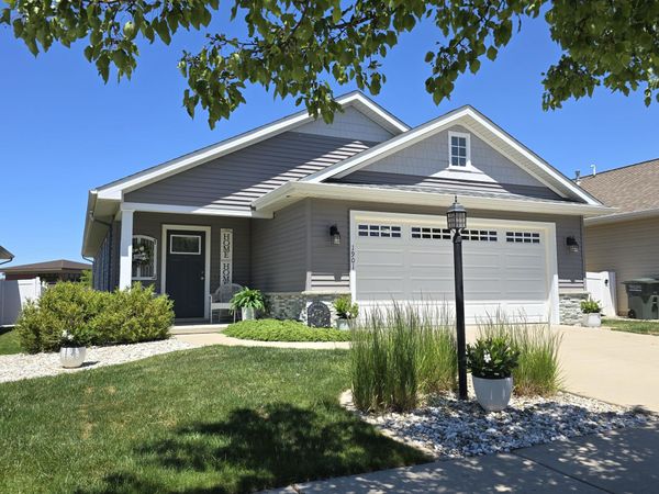 1901 Cheney Drive, Valparaiso, IN 46383