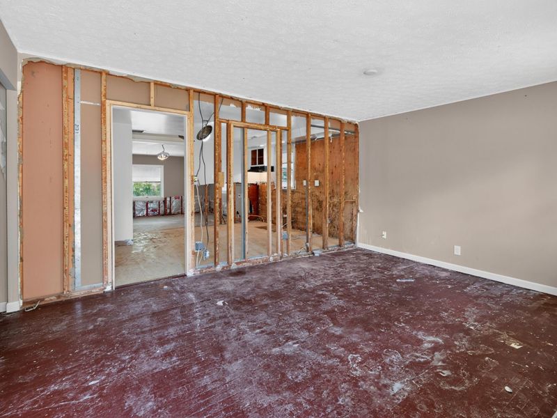 3793 Walmar Drive , Columbus, OH 43224 Photo 4