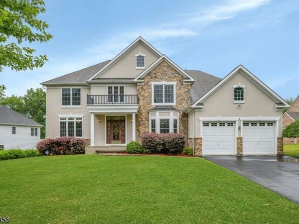 11 Skyview Ter, Riverdale, NJ 07457