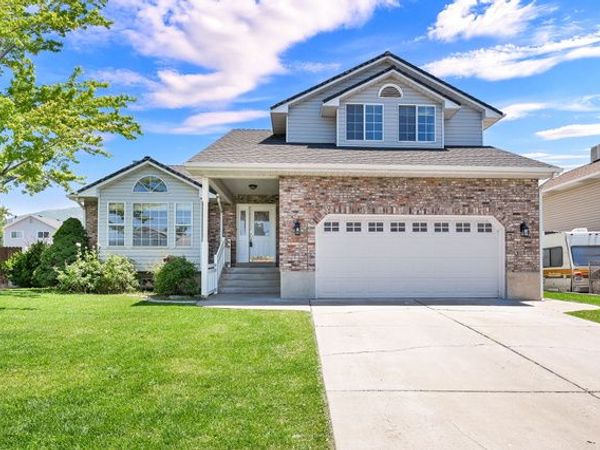 2664 N 1700 E, Layton, UT 84040