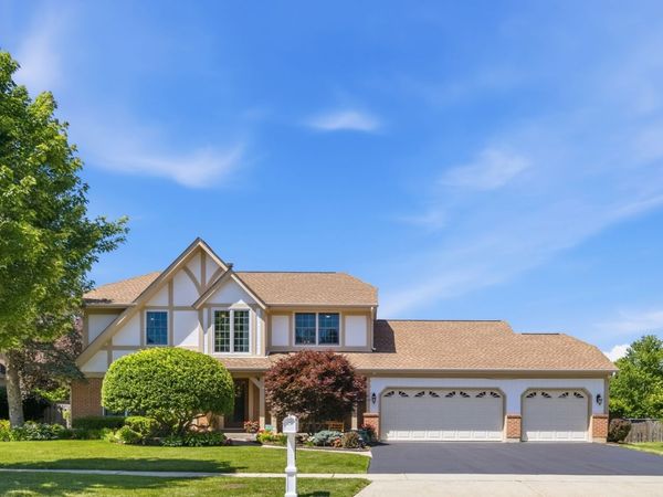 566 Yardley Trail , Mundelein, IL 60060