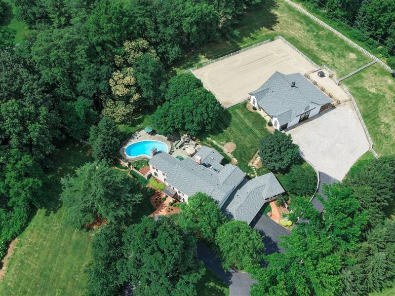 8205 Kroger Farm Road, Indian Hill, OH 45243 Photo 1