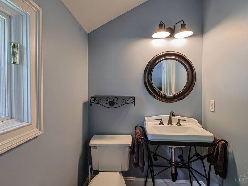 8205 Kroger Farm Road, Indian Hill, OH 45243 Photo 70