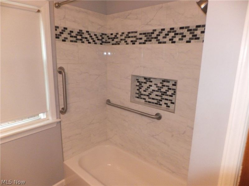 6102 Orchard Grove Avenue, Cleveland, OH 44144 Photo 12