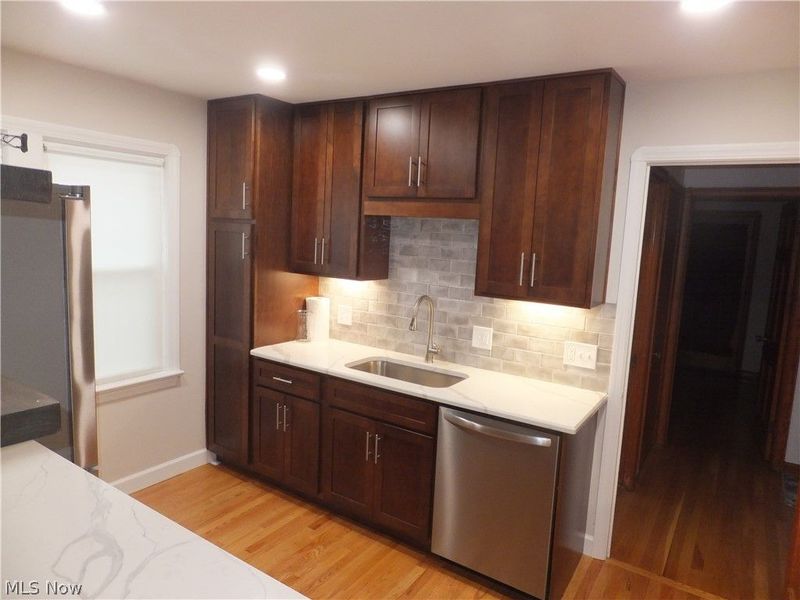 6102 Orchard Grove Avenue, Cleveland, OH 44144 Photo 7