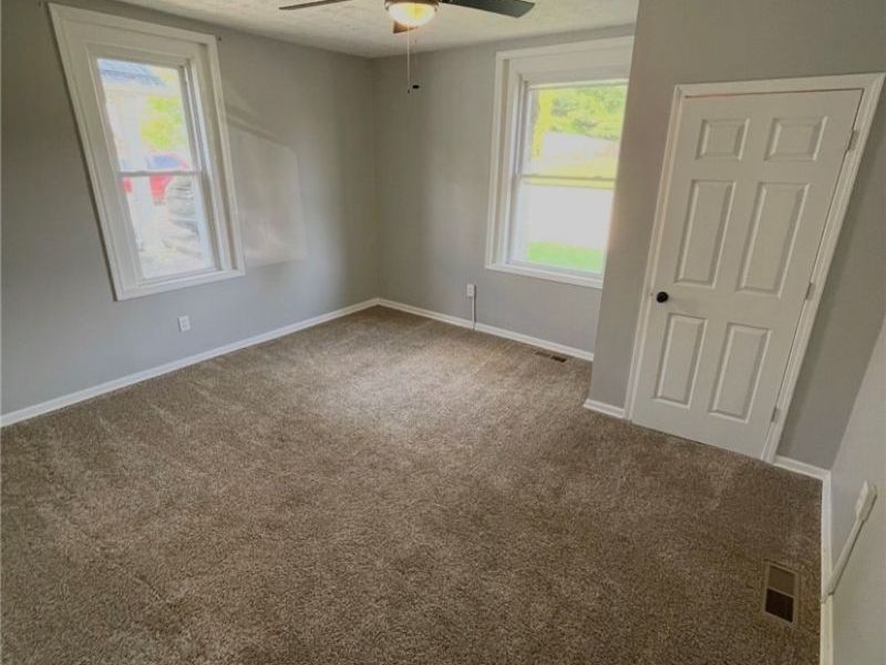 1554 Wheeling Avenue, Zanesville, OH 43701 Photo 10