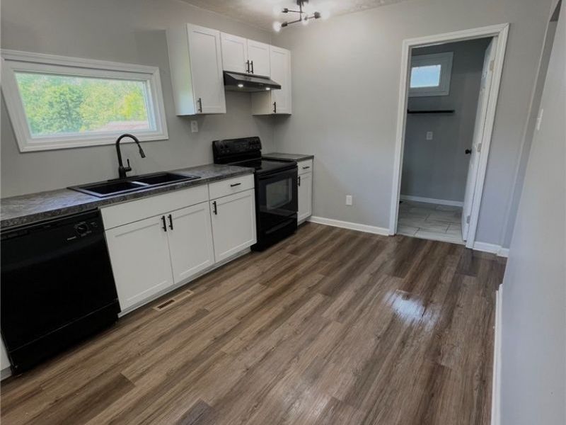 1554 Wheeling Avenue, Zanesville, OH 43701 Photo 11