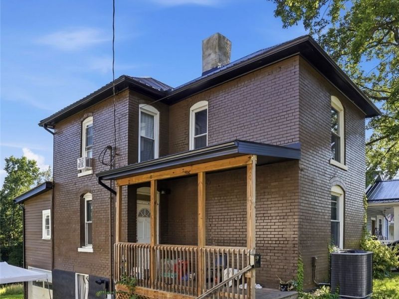 1554 Wheeling Avenue, Zanesville, OH 43701 Photo 2