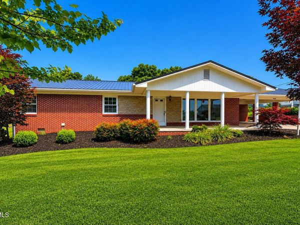 1520 Meadow Lane Circle, Morristown, TN 37813