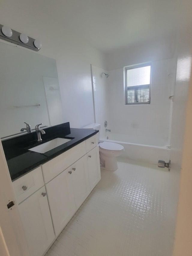 242 SE 24th Avenue, Boynton Beach, FL 33435 Photo