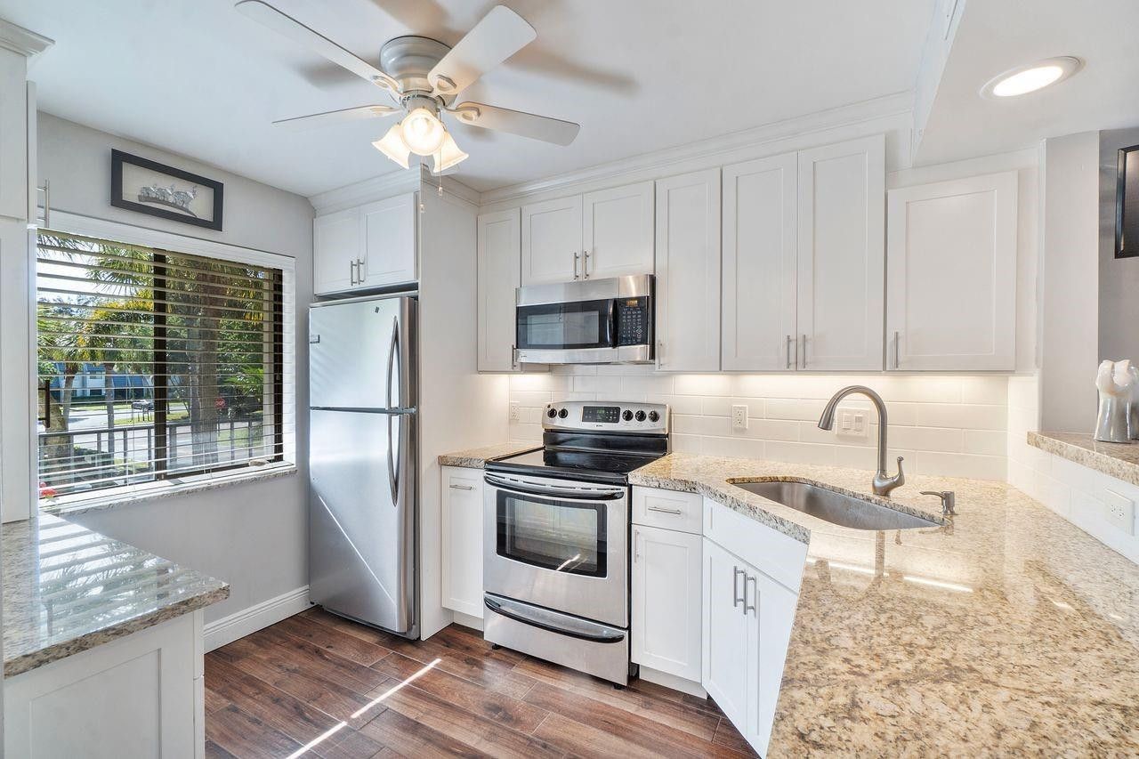 4832 Esedra Court, Unit 206, Lake Worth, FL 33467 Photo