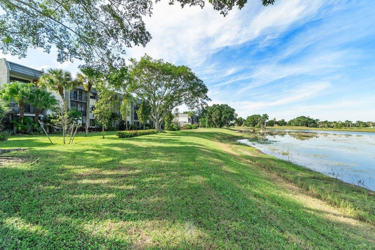4832 Esedra Court, Unit 206, Lake Worth, FL 33467 Photo