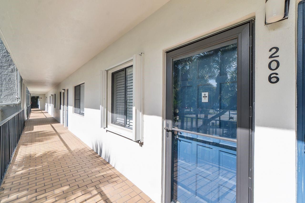4832 Esedra Court, Unit 206, Lake Worth, FL 33467 Photo