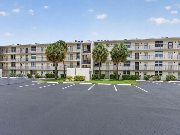 4501 NE 21st Avenue, Unit 208, Fort Lauderdale, FL 33308
