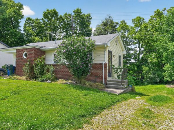 5216 Bagley Road , Columbus, OH 43232