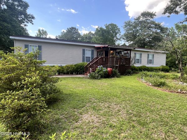 1419 Tom Sessions Road , Whiteville, NC 28472