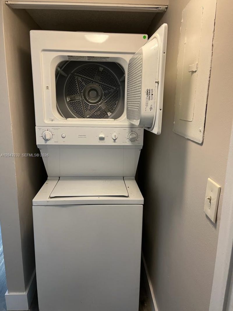 3400 Foxcroft Rd , Unit 215, Miramar, FL 33025 Photo