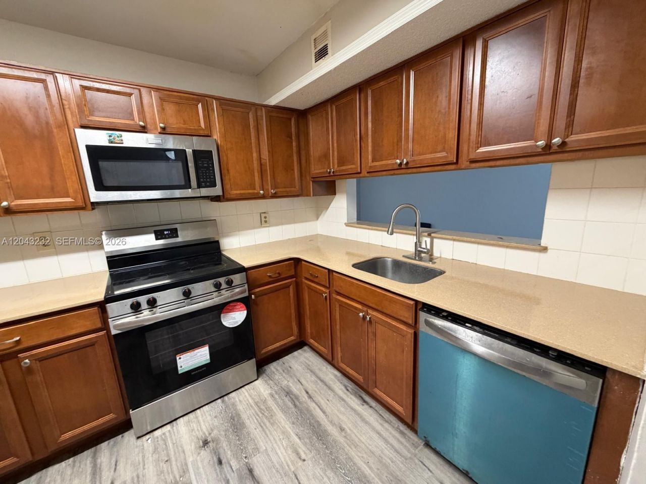 3400 Foxcroft Rd , Unit 215, Miramar, FL 33025 Photo