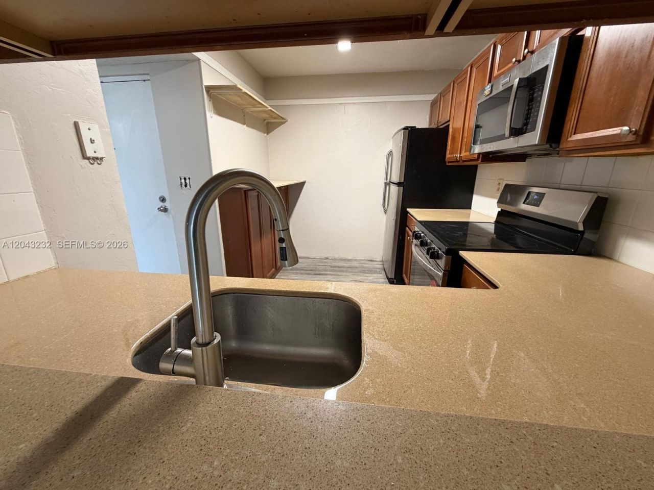 3400 Foxcroft Rd , Unit 215, Miramar, FL 33025 Photo