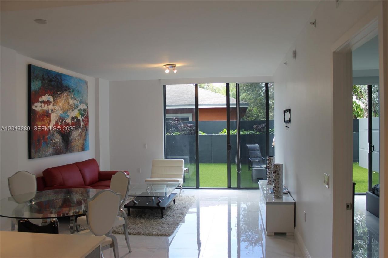 201 SW 17th Rd , Unit 802, Miami, FL 33129 Photo