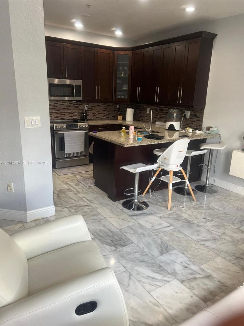 4301 SW 160th Ave , Unit 215, Miramar, FL 33027 Photo