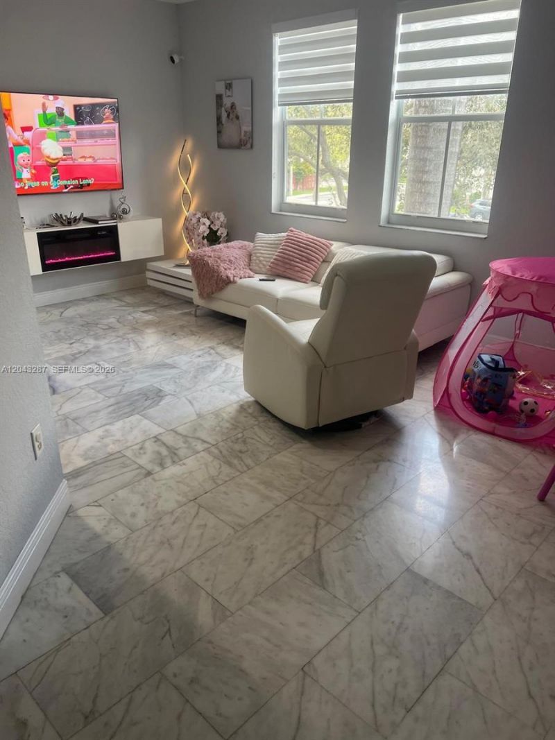 4301 SW 160th Ave , Unit 215, Miramar, FL 33027 Photo