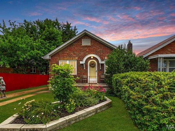 5300 Chippewa Street, St Louis, MO 63109