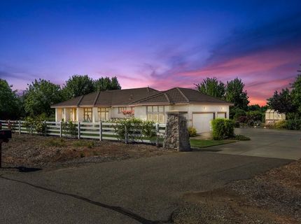 11880 Gidaro Dr, Elk Grove, CA 95624 Photo
