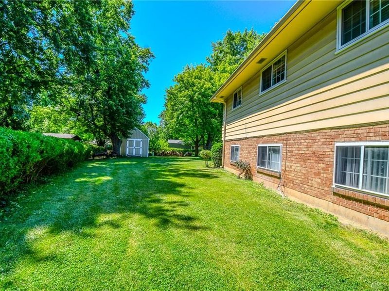 2104 Crab Tree Drive, Beavercreek, OH 45431 Photo 47