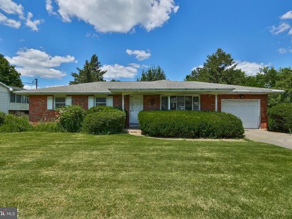2649 NORTHVIEW AVENUE , EASTON, PA 18045
