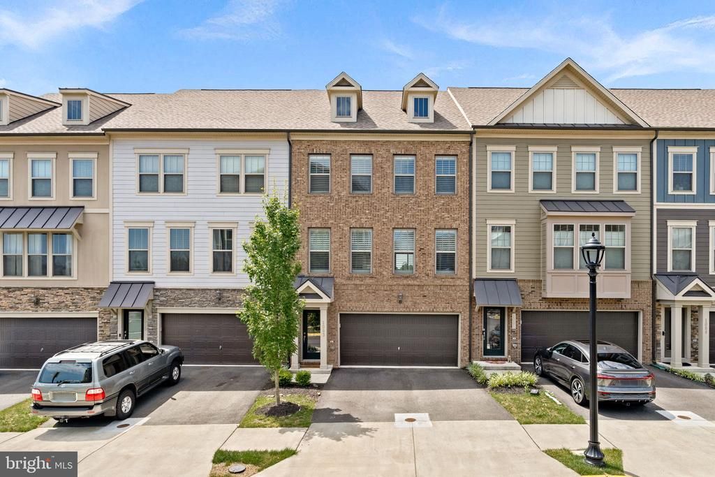 1093 Venifena Terrace Se, Leesburg, VA 20175 Main Photo