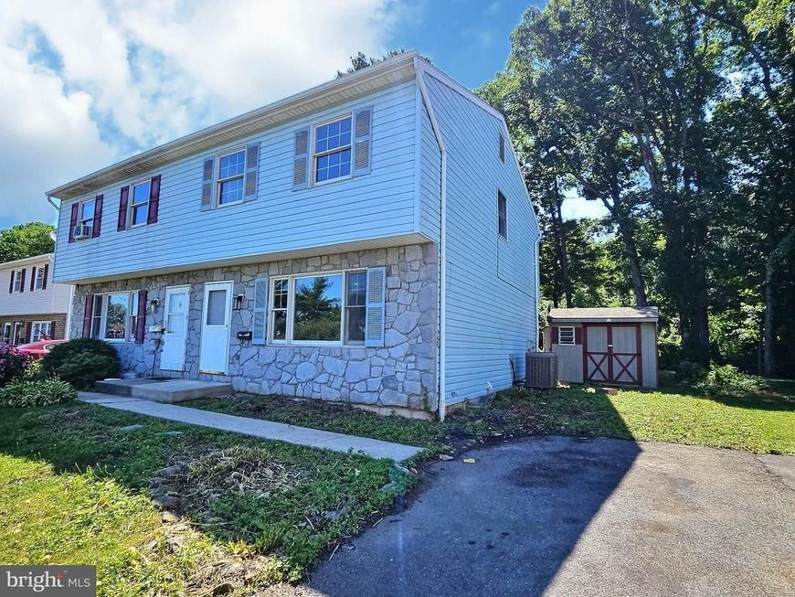 530 E Linden Street, Fleetwood, PA 19522 Main Photo