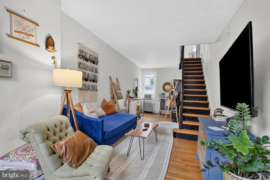 1123 E Eyre Street, Philadelphia, PA 19125 Main Photo