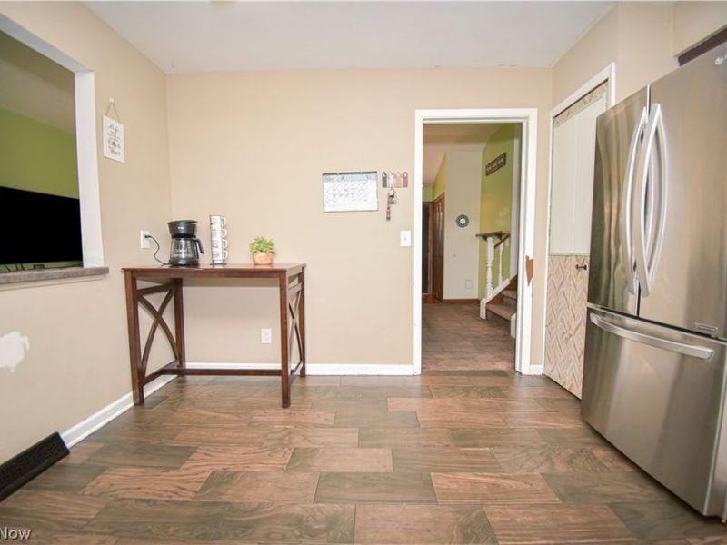 816 Bennett Drive, Elyria, OH 44035 Photo 13