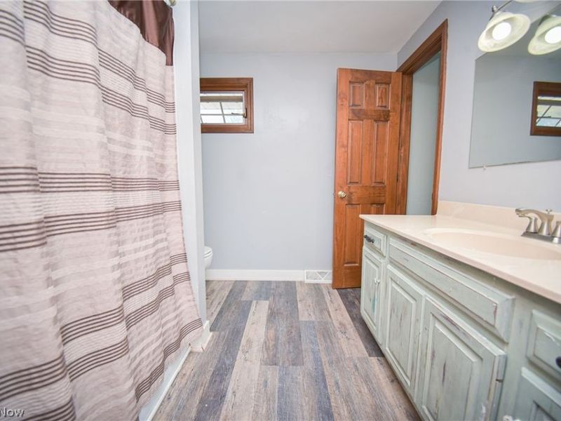 816 Bennett Drive, Elyria, OH 44035 Photo 17