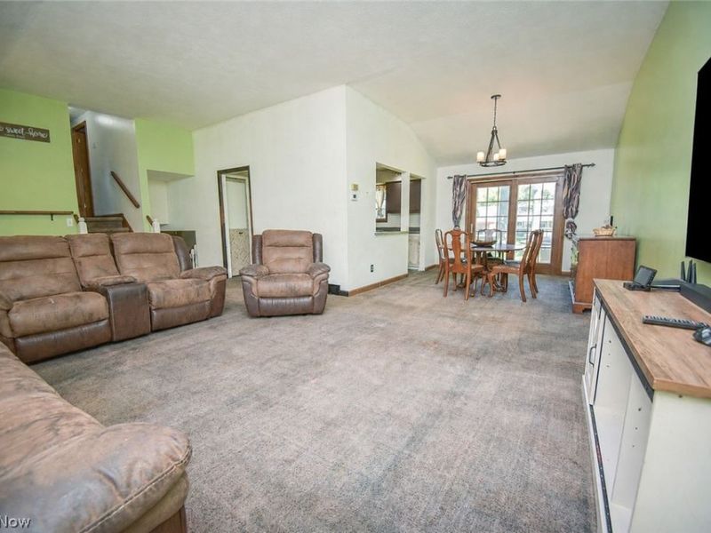 816 Bennett Drive, Elyria, OH 44035 Photo 8