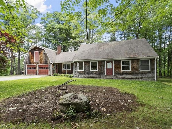 9 Laurel Ln, Princeton, MA 01541