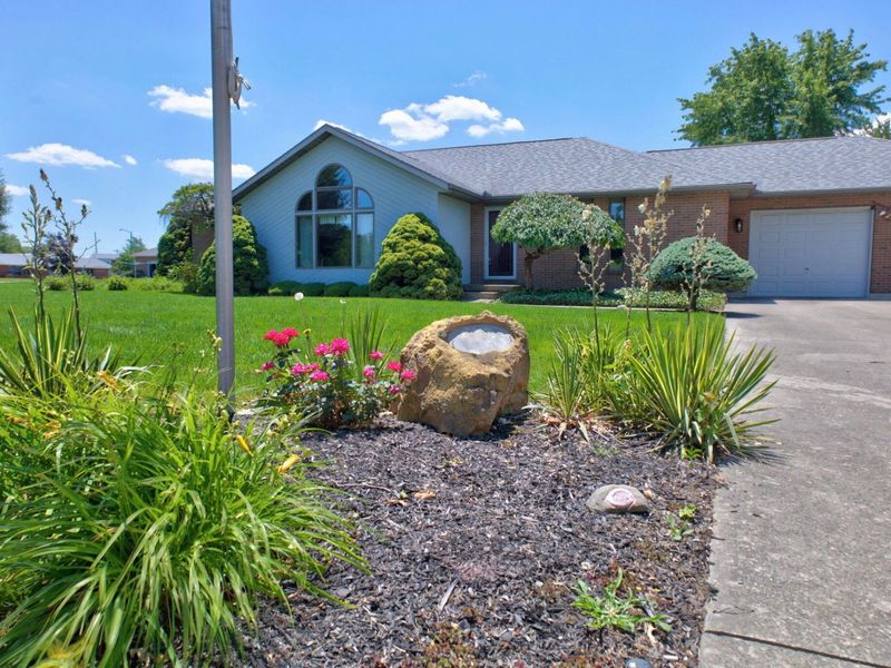 1401 James Drive, Celina, OH 45822 Photo 3