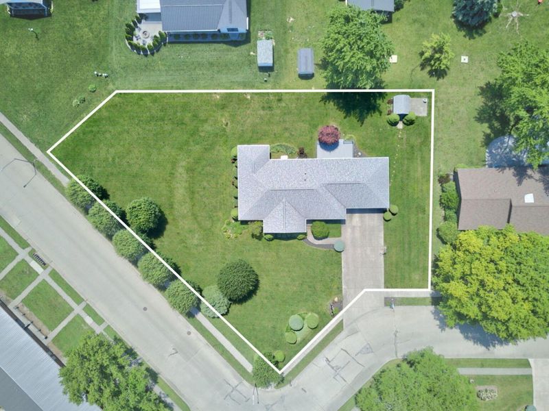 1401 James Drive, Celina, OH 45822 Photo 5