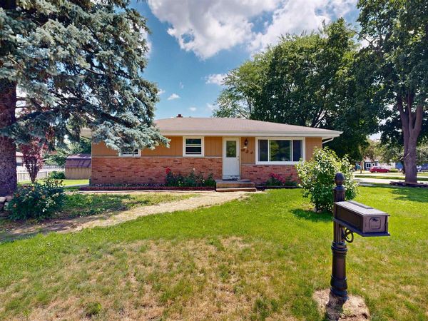 923 Gail Place, Fort Atkinson, WI 53538
