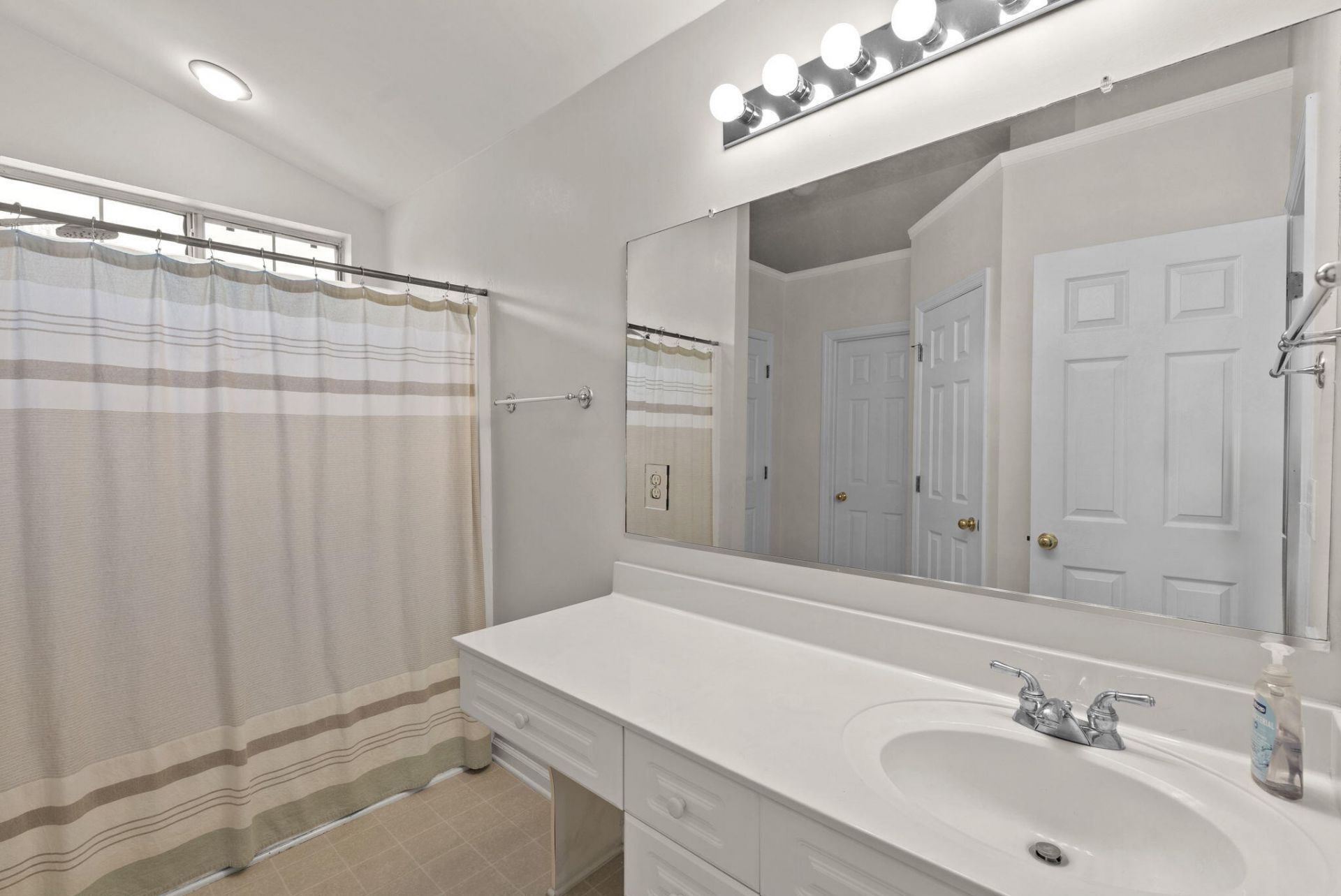 436 Blue Jasmine Lane Photo 21