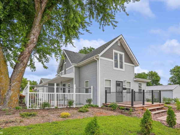 1714 12Th Avenue, Eldora, IA 50627