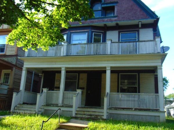 3320 W Saint Paul AVENUE W, Unit 3322, Milwaukee, WI 53208