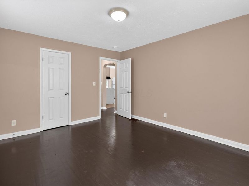 852 S Hampton Road , Columbus, OH 43227 Photo 15