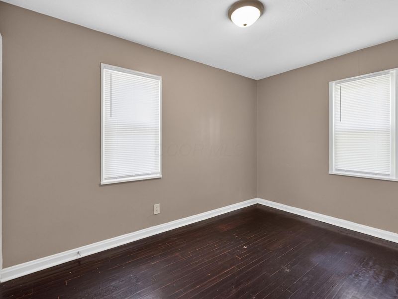 852 S Hampton Road , Columbus, OH 43227 Photo 20