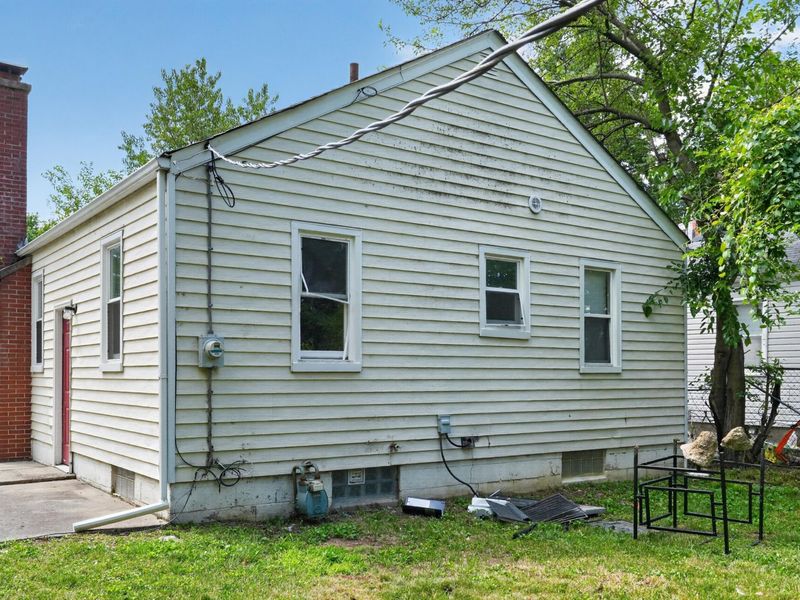 852 S Hampton Road , Columbus, OH 43227 Photo 27