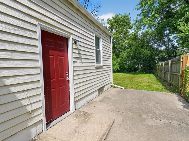 852 S Hampton Road , Columbus, OH 43227 Photo 28