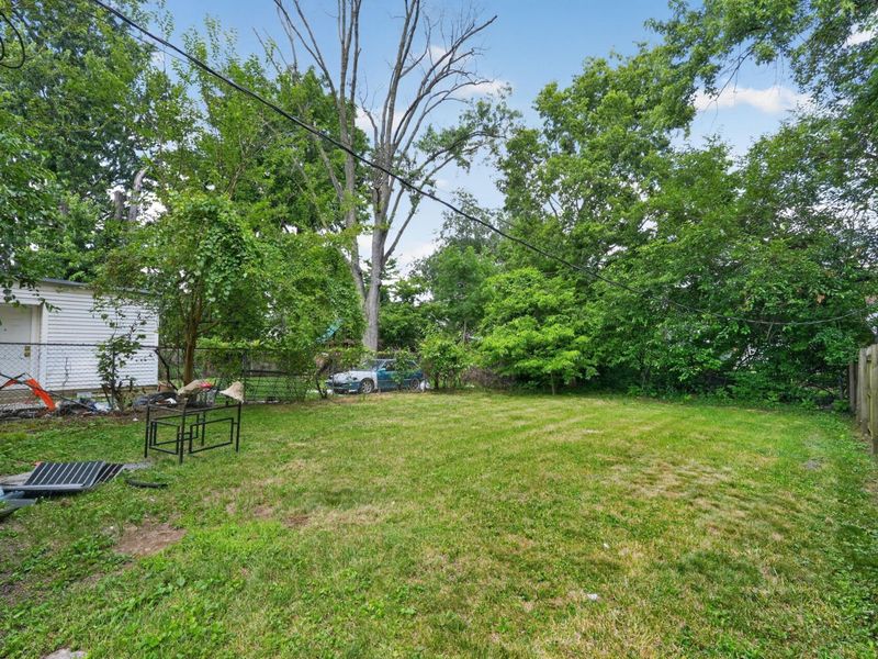 852 S Hampton Road , Columbus, OH 43227 Photo 30
