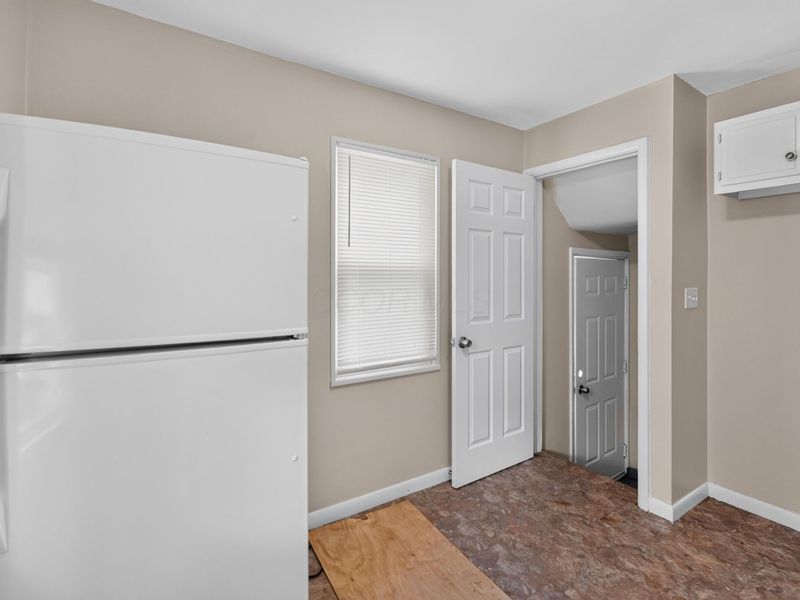 852 S Hampton Road , Columbus, OH 43227 Photo 9